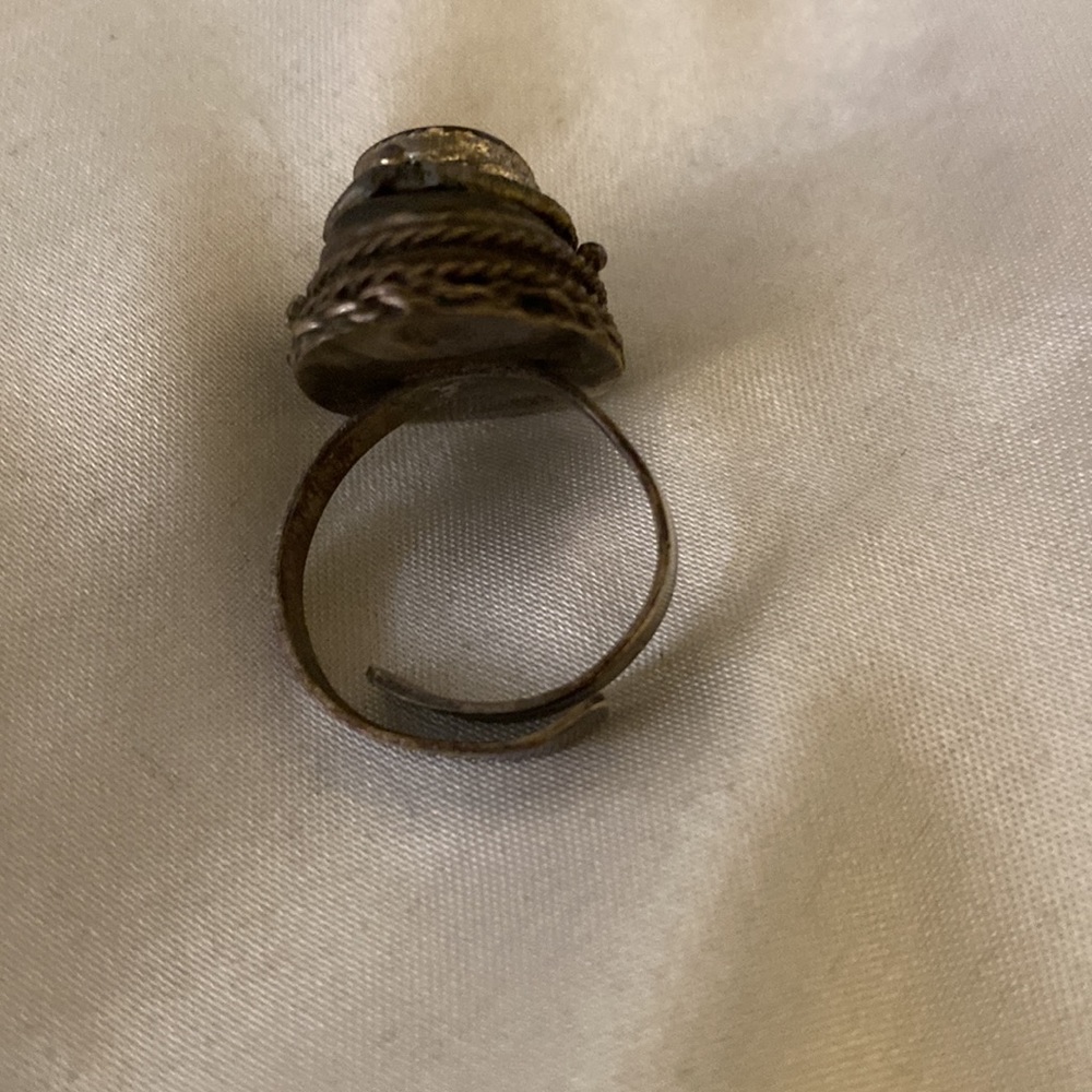 Vintage sterling silver poison ring - Picture 2 of 12